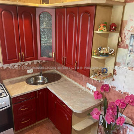 Продам квартиру, Александра Орлова ул. , 3  ком., 57 м², капитальный ремонт