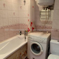 Продам квартиру, Матросова Александра ул. , 3  ком., 57 м², капитальный ремонт 