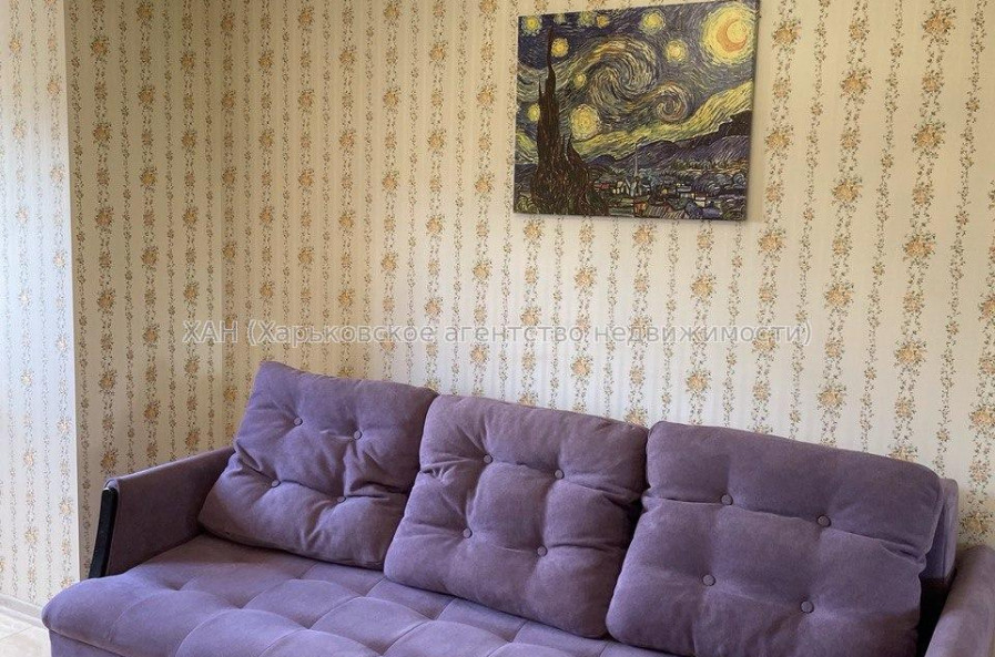 Продам квартиру, Мирослава Мисли ул. , 2  ком., 38 м², капитальный ремонт 