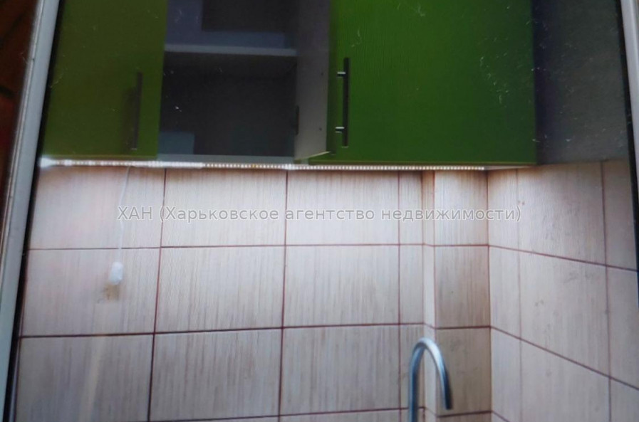 Продам квартиру, Гвардейцев Широнинцев ул. , 2 кім., 46 м², капитальный ремонт 