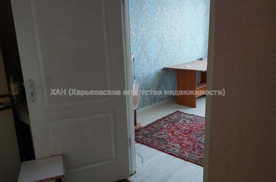 Продам квартиру, Гвардейцев Широнинцев ул. , 2 кім., 46 м², капитальный ремонт 