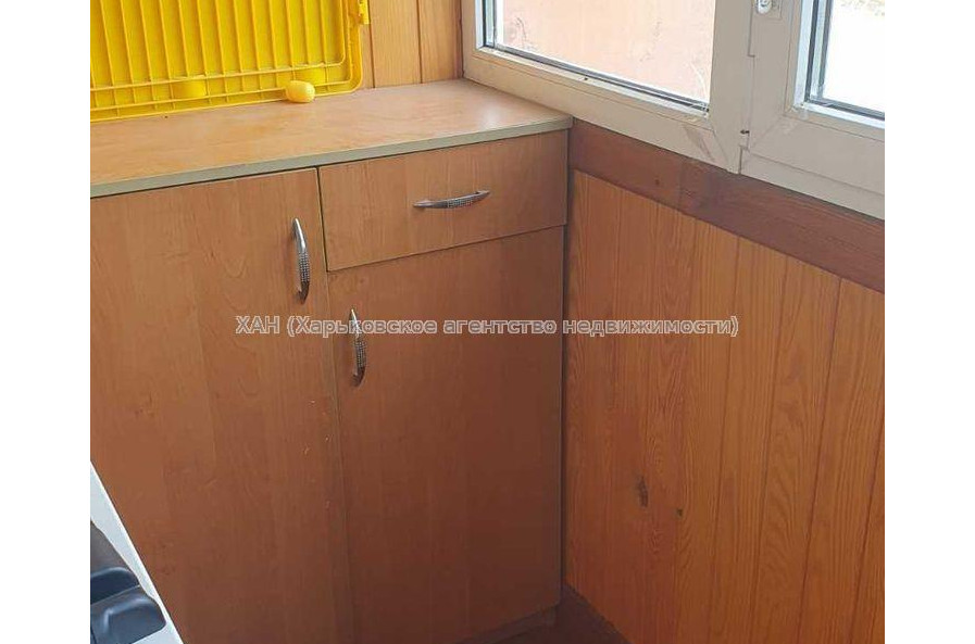 Продам квартиру, Киргизская ул. , 1  ком., 40.30 м², евроремонт 
