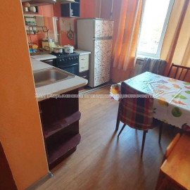 Продам квартиру, Киргизская ул. , 1 кім., 40.30 м², евроремонт