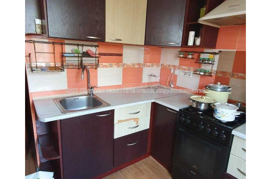 Продам квартиру, Киргизская ул. , 1  ком., 40.30 м², евроремонт 