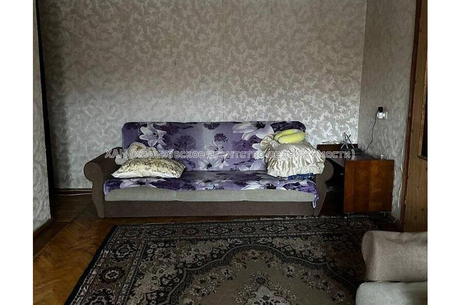 Продам квартиру, Деревянко ул. , 3  ком., 57 м², косметический ремонт 