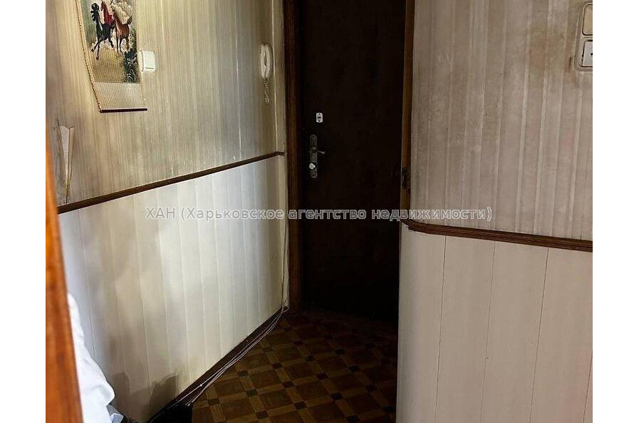 Продам квартиру, Деревянко ул. , 3  ком., 57 м², косметический ремонт 