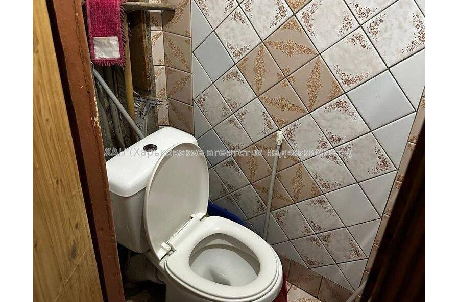Продам квартиру, Деревянко ул. , 3  ком., 57 м², косметический ремонт 