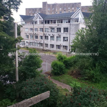 Продам квартиру, Героев Харькова просп. , 1  ком., 27 м², косметический ремонт 