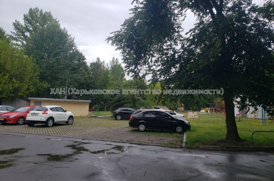 Продам квартиру, Героев Харькова просп. , 1  ком., 27 м², косметический ремонт 