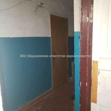 Продам квартиру, Героев Харькова просп. , 1 кім., 27 м², косметический ремонт 