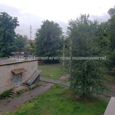 Продам квартиру, Героев Харькова просп. , 1  ком., 27 м², косметический ремонт 