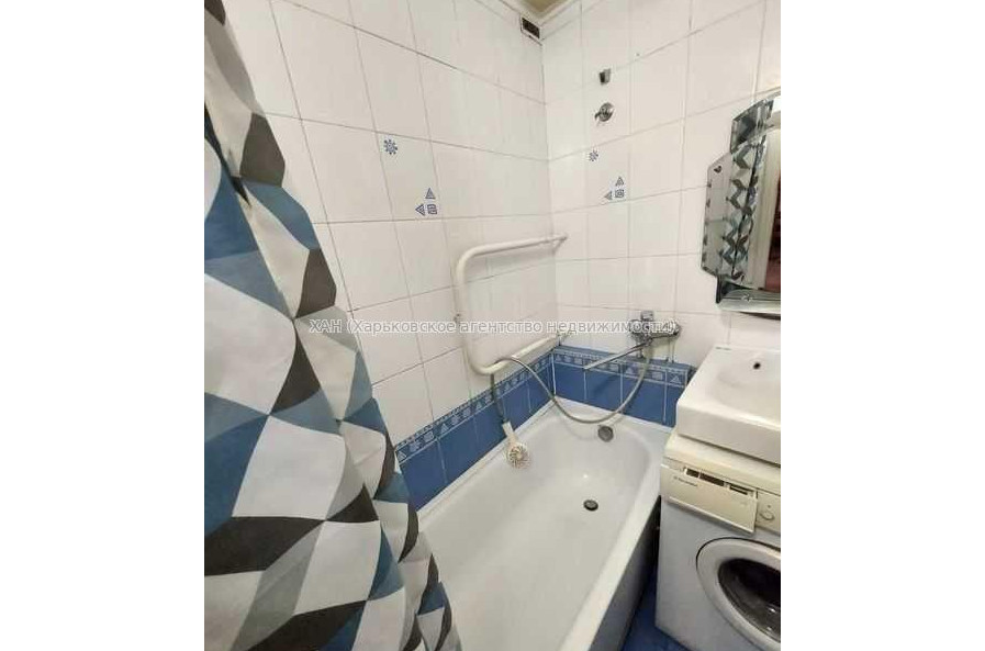 Продам квартиру, Героев Харькова просп. , 1  ком., 40 м², евроремонт 