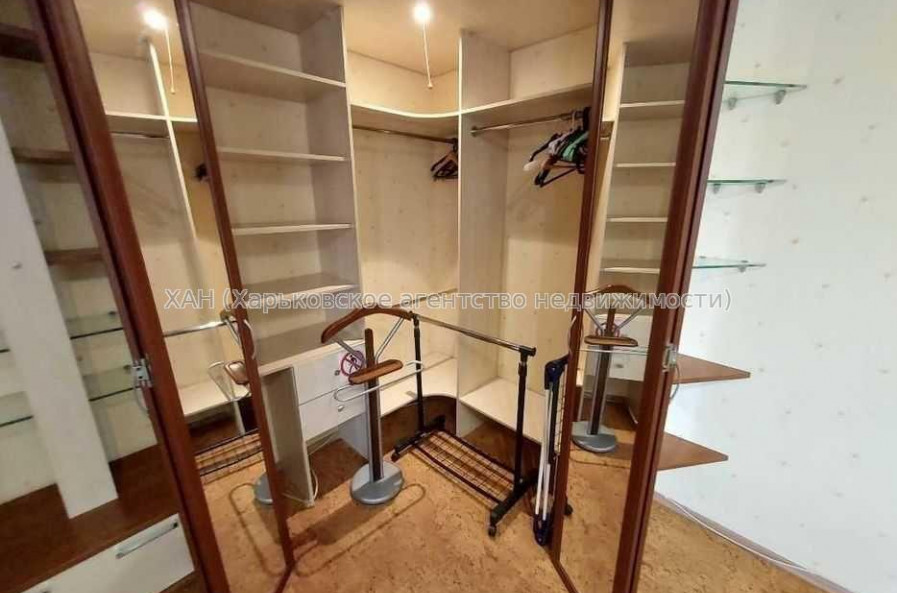 Продам квартиру, Героев Харькова просп. , 1  ком., 40 м², евроремонт 