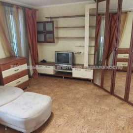 Продам квартиру, Героев Харькова просп. , 1  ком., 40 м², евроремонт