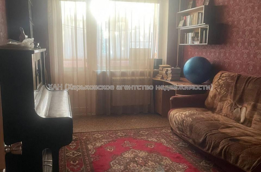 Продам квартиру, Болградская ул. , 3  ком., 66.90 м², косметический ремонт 