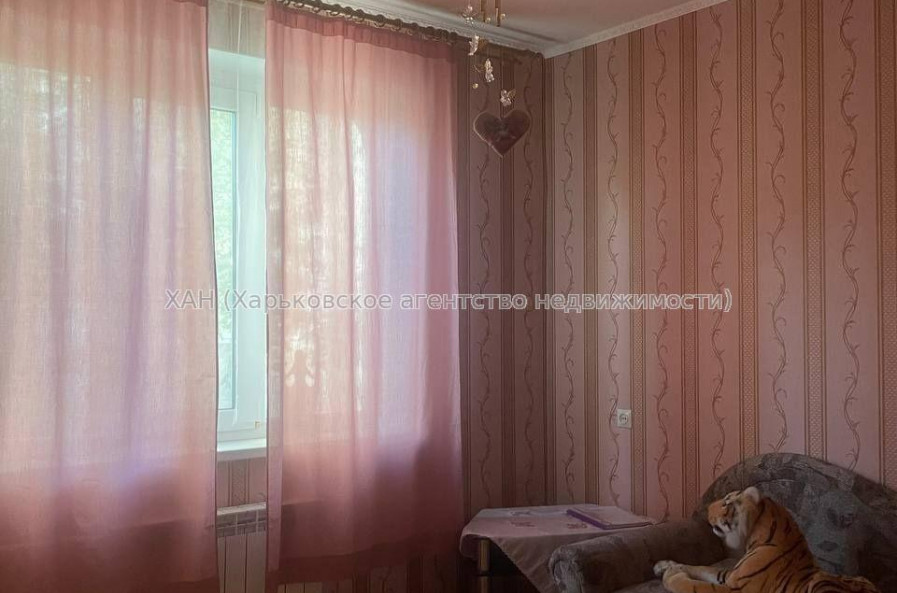 Продам квартиру, Болградская ул. , 3  ком., 66.90 м², косметический ремонт 