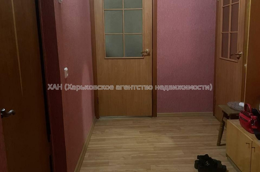 Продам квартиру, Болградская ул. , 3  ком., 66.90 м², косметический ремонт 