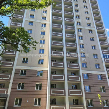 Продам квартиру, Героев Харькова просп. , 1  ком., 43 м², без внутренних работ 