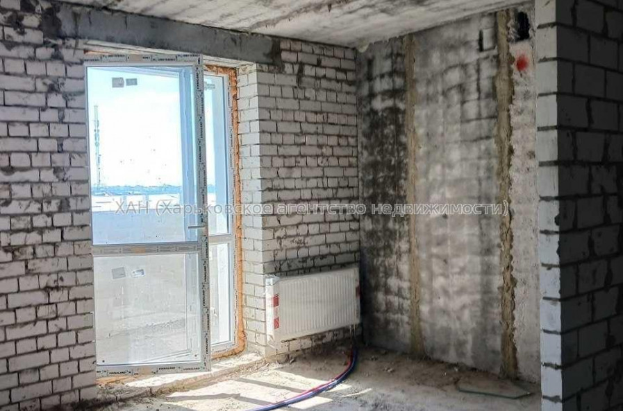 Продам квартиру, Героев Харькова просп. , 1  ком., 43 м², без внутренних работ 