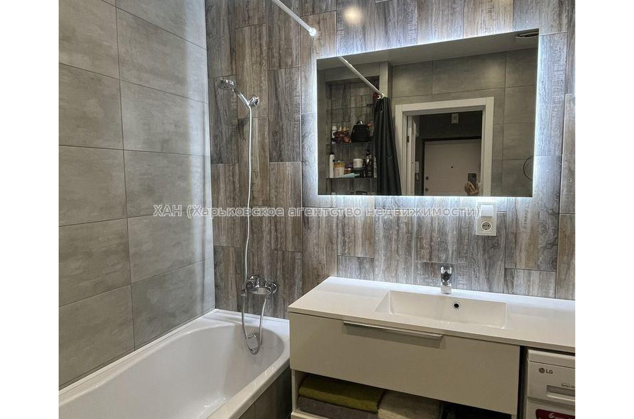 Продам квартиру, Архитекторов ул. , 1 кім., 41 м², евроремонт 