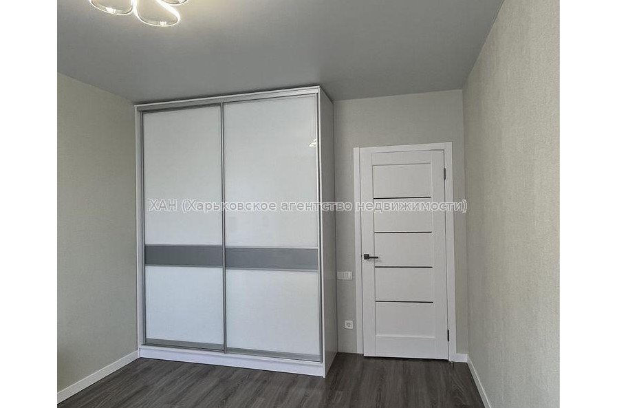 Продам квартиру, Архитекторов ул. , 1 кім., 41 м², евроремонт 
