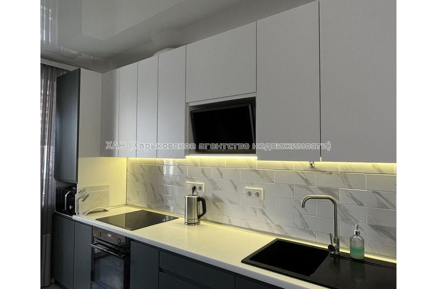Продам квартиру, Архитекторов ул. , 1 кім., 41 м², евроремонт 