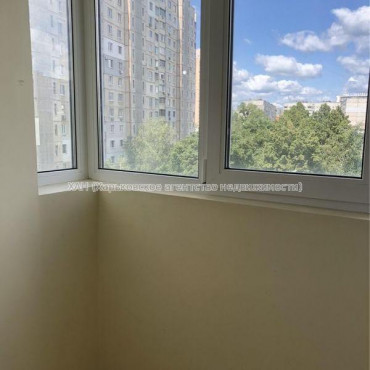 Продам квартиру, Титаренковский пер. , 3  ком., 65 м², капитальный ремонт 