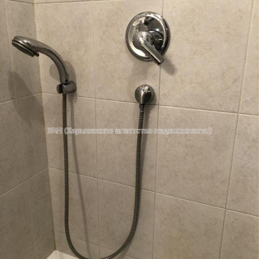 Продам квартиру, Титаренковский пер. , 3  ком., 65 м², капитальный ремонт 