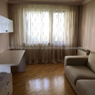 Продам квартиру, Титаренковский пер. , 3  ком., 65 м², капитальный ремонт 