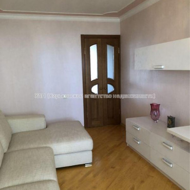 Продам квартиру, Титаренковский пер. , 3  ком., 65 м², капитальный ремонт 