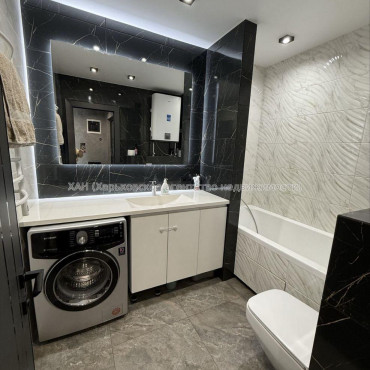 Продам квартиру, Амосова ул. , 3  ком., 66 м², евроремонт 