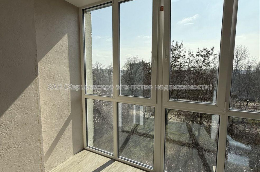 Продам квартиру, Амосова ул. , 3  ком., 66 м², евроремонт 
