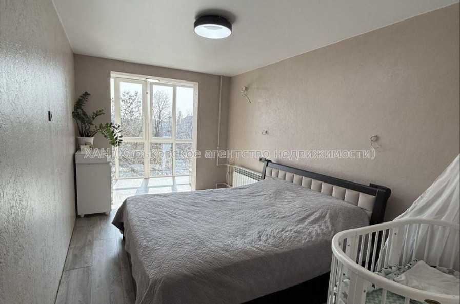 Продам квартиру, Амосова ул. , 3  ком., 66 м², евроремонт 