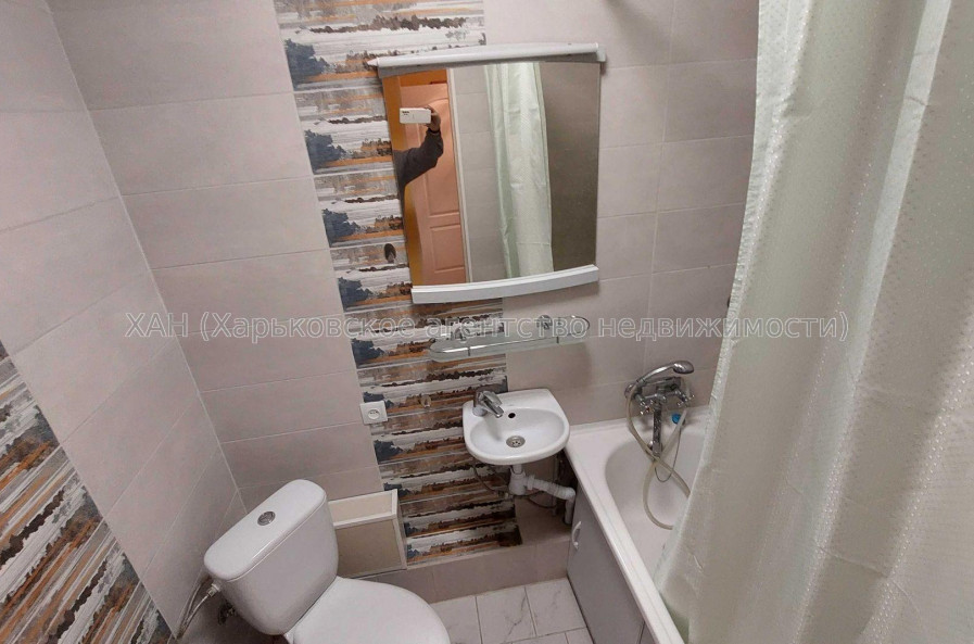 Продам квартиру, 1 кім., 37 м², евроремонт 