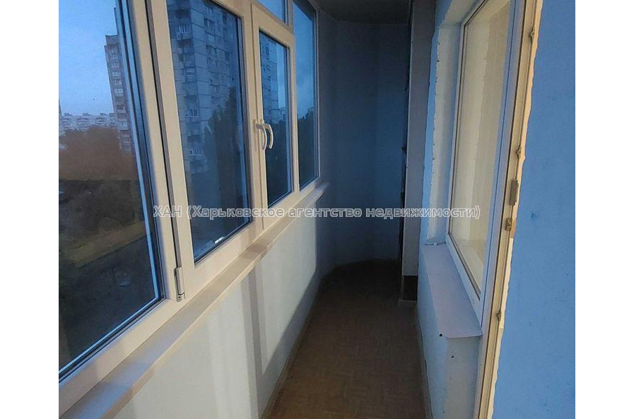 Продам квартиру, 1 кім., 37 м², евроремонт 