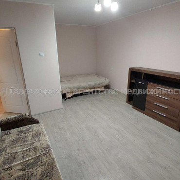 Продам квартиру, Салтовское шоссе , 1  ком., 37 м², евроремонт 