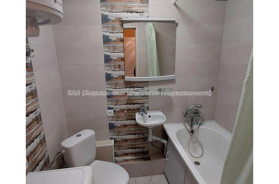 Продам квартиру, 1 кім., 37 м², евроремонт 