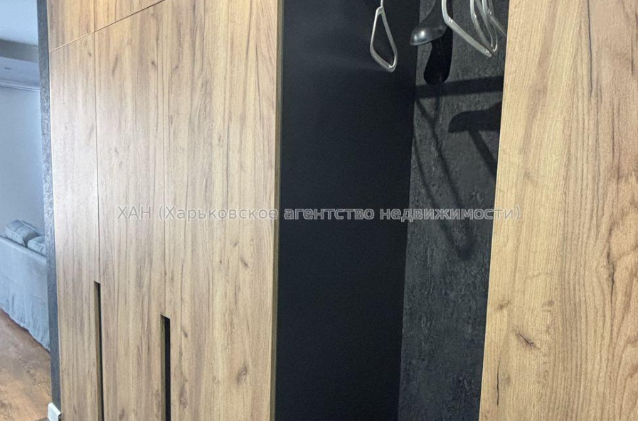 Продам квартиру, Драгоманова ул. , 1 кім., 38 м², авторский дизайн 