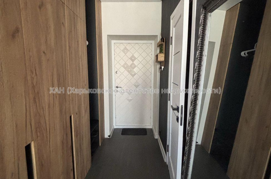 Продам квартиру, Драгоманова ул. , 1 кім., 38 м², авторский дизайн 
