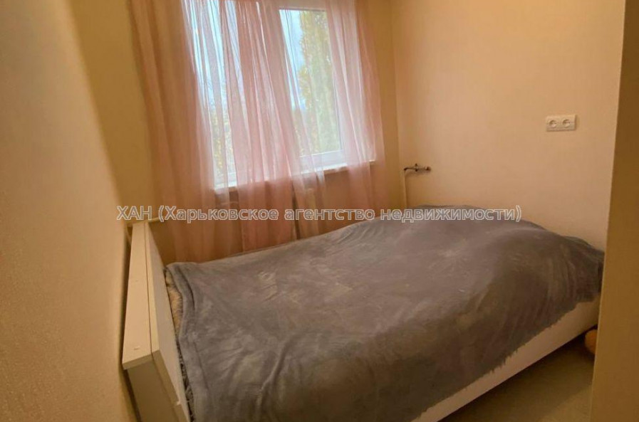 Продам квартиру, Гвардейцев Широнинцев ул. , 1  ком., 30.70 м², капитальный ремонт 