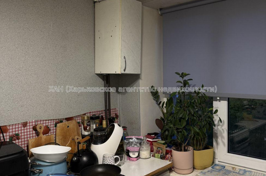 Продам квартиру, Каденюка ул. , 1  ком., 30.50 м², косметический ремонт 