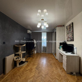 Продам квартиру, Каденюка ул. , 1  ком., 30.50 м², косметический ремонт