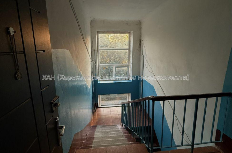 Продам квартиру, Каденюка ул. , 1  ком., 30.50 м², косметический ремонт 