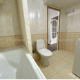 Продам квартиру, Непокоренных ул. , 1  ком., 33.20 м², капитальный ремонт 
