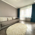 Продам квартиру, Непокоренных ул. , 1  ком., 33.20 м², капитальный ремонт 