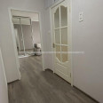 Продам квартиру, Непокоренных ул. , 1 кім., 33.20 м², капитальный ремонт 