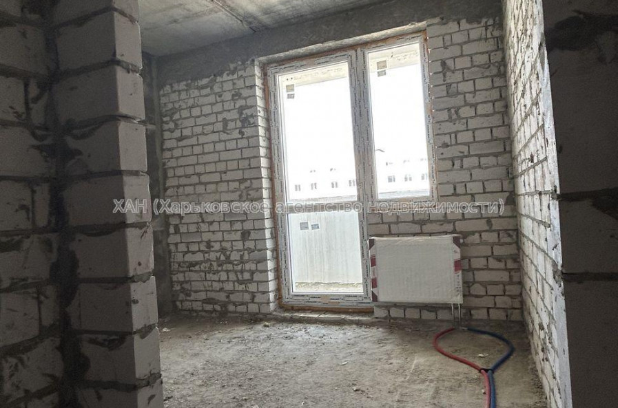 Продам квартиру, Мира ул. , 2  ком., 56 м², без внутренних работ 