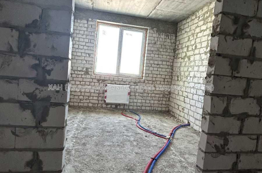 Продам квартиру, Мира ул. , 2  ком., 56 м², без внутренних работ 