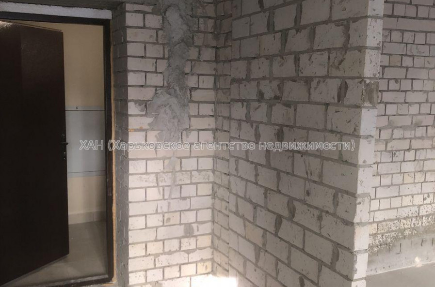 Продам квартиру, Мира ул. , 1  ком., 40 м², без внутренних работ 