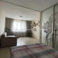 Продам квартиру, Любови Малой  просп. , 1  ком., 50 м², евроремонт 